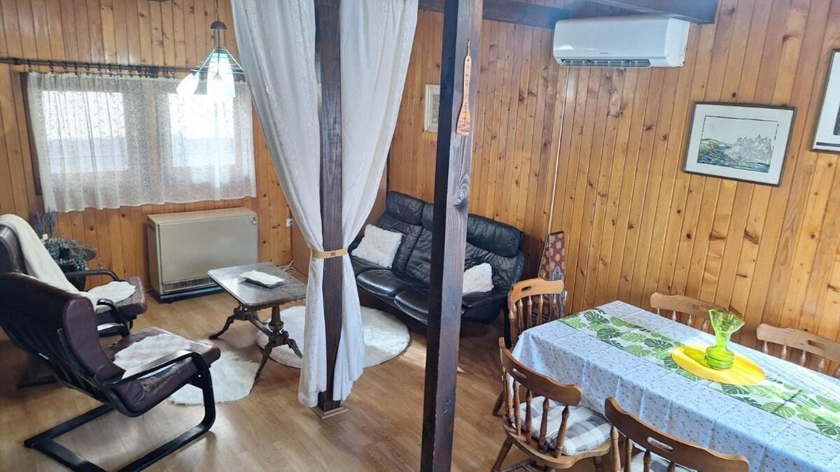 Villa Wooden House Ada Belgrado Esterno foto